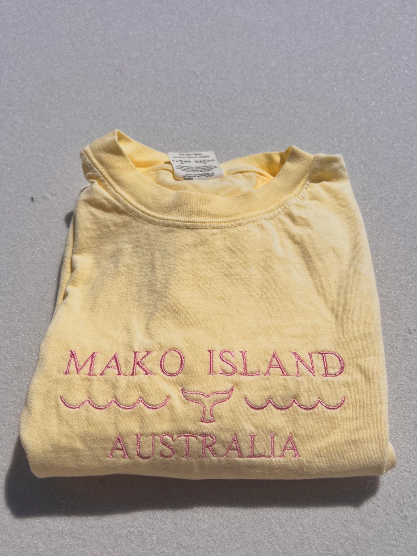 Mako Island Tee - Yellow